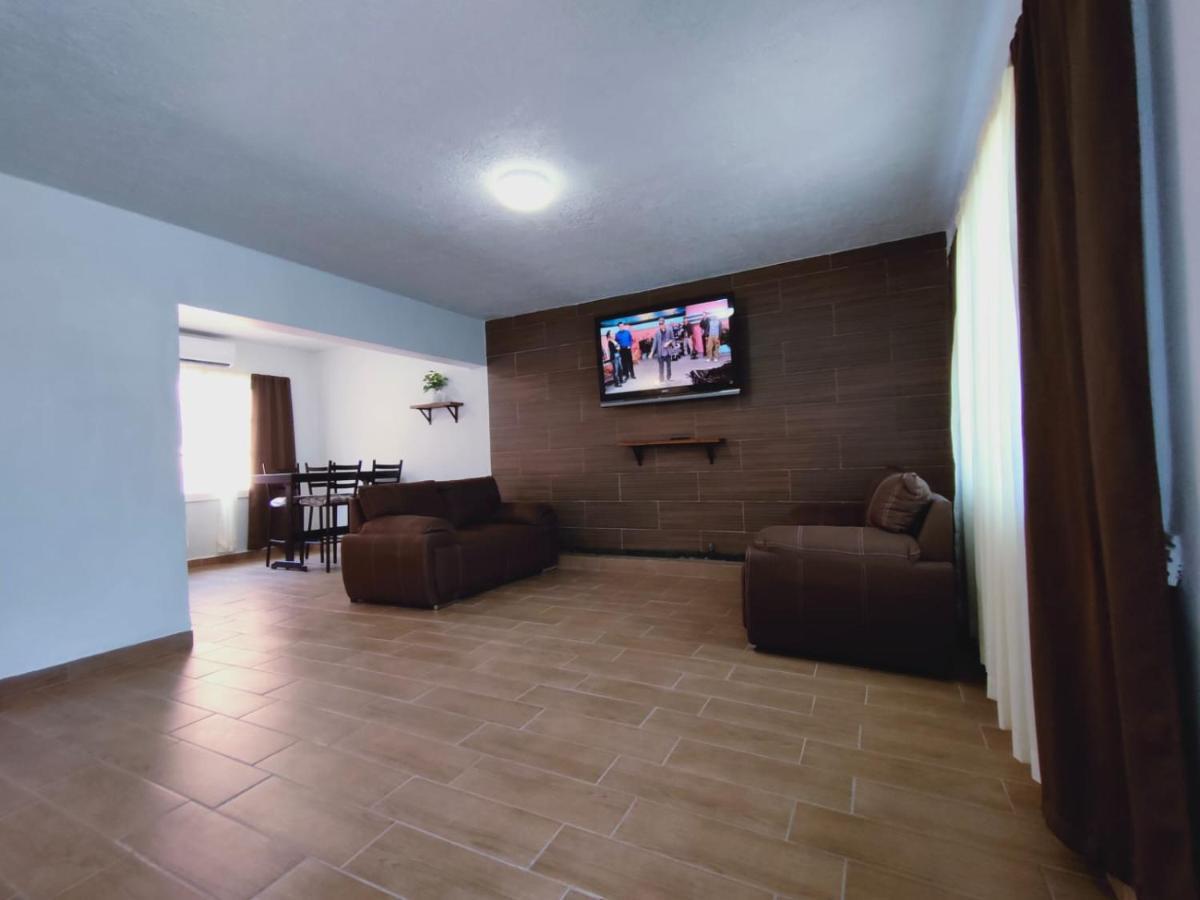 2-Bedroom Apartment Centrally Located, Near Us Consulate Сиудад Хуарес Екстериор снимка