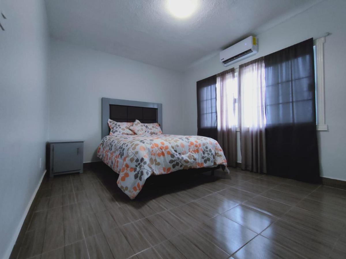 2-Bedroom Apartment Centrally Located, Near Us Consulate Сиудад Хуарес Екстериор снимка